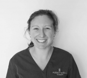 Dr Liz Price-Thomas